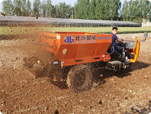 内蒙古1.5方农用三轮车扬粪机